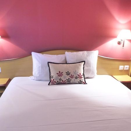 Cit'Hotel Aurore Bourges Nord - Saint Doulchard Exterior photo