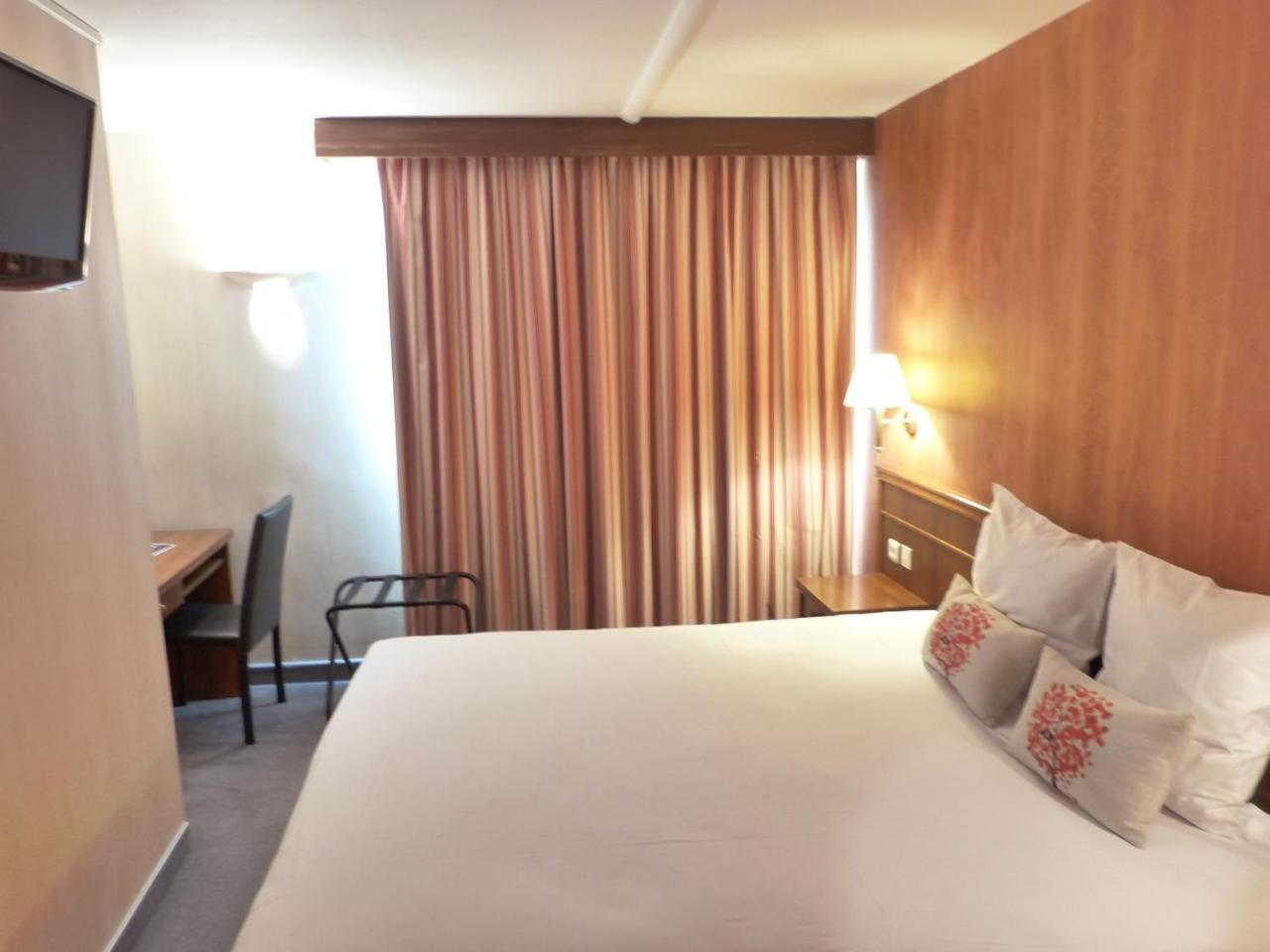 Cit'Hotel Aurore Bourges Nord - Saint Doulchard Exterior photo
